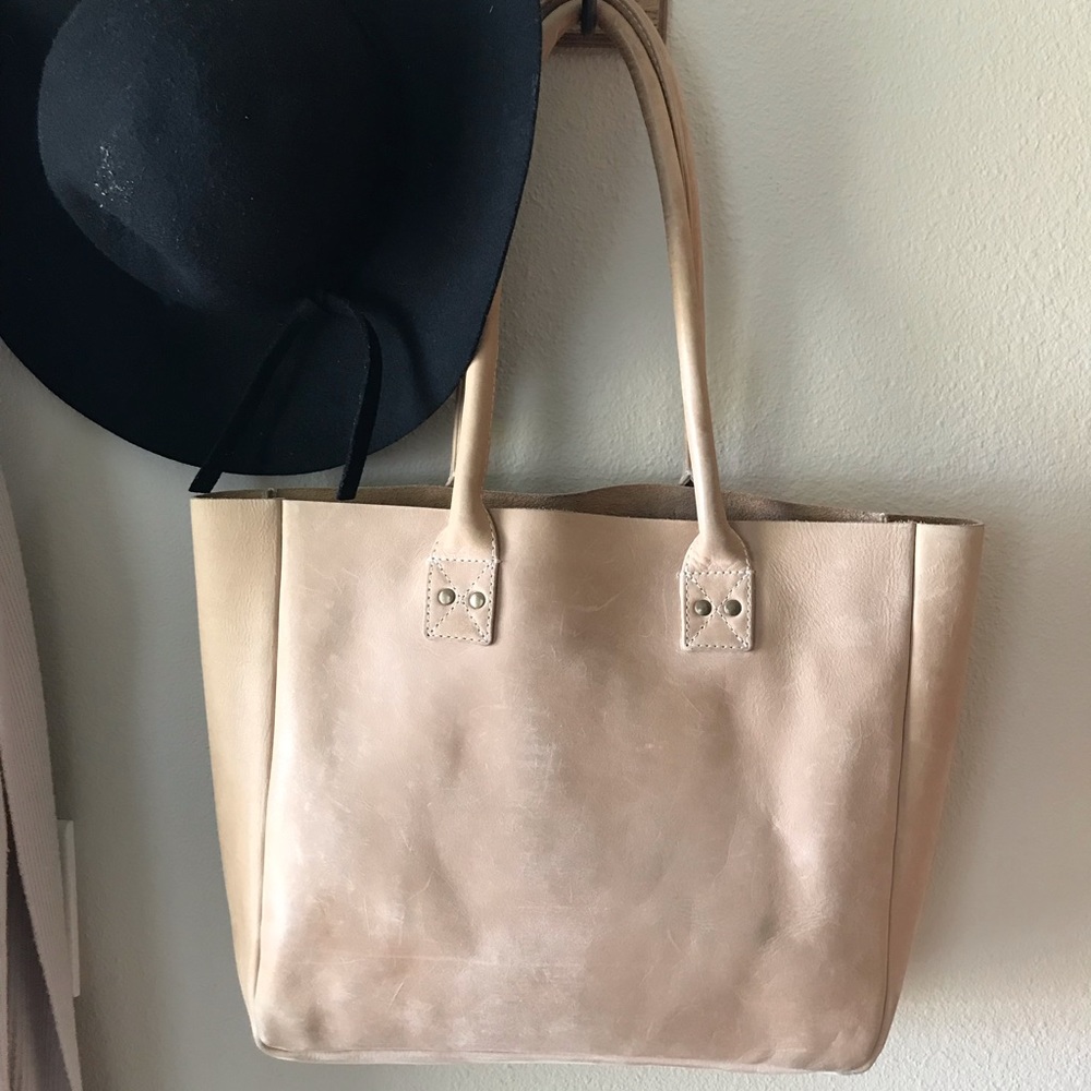 Parker Clay Merkato Signature Tote